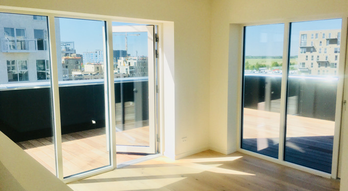 5-VÆRELSES PENTHOUSELEJLIGHED MED STOR TAGTERASSE